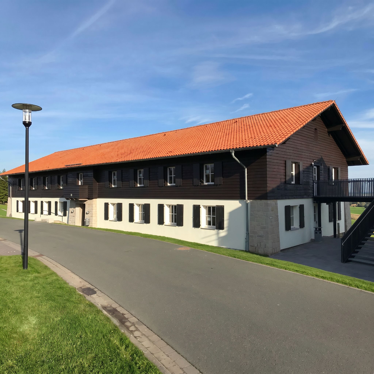 bildungszentrum-auf-dem-ith-titelbild.webp